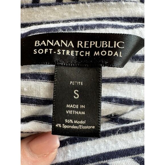 Banana Republic Women’s Soft-Stretch Modal Knit White Stripe Sleeveless Tank Top - Picture 6 of 9